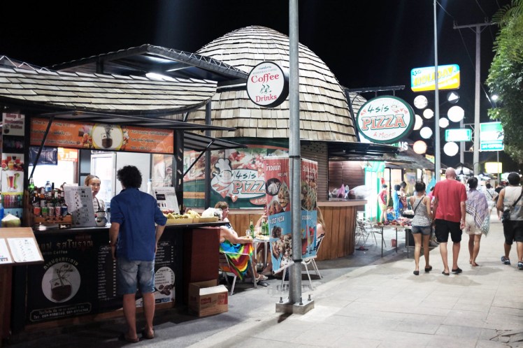 Thailand-Noppharathara-foodcourt0-marknad