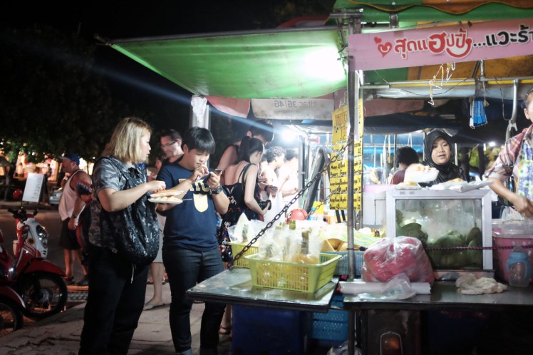 Thailand-Noppharathara-streetfood2