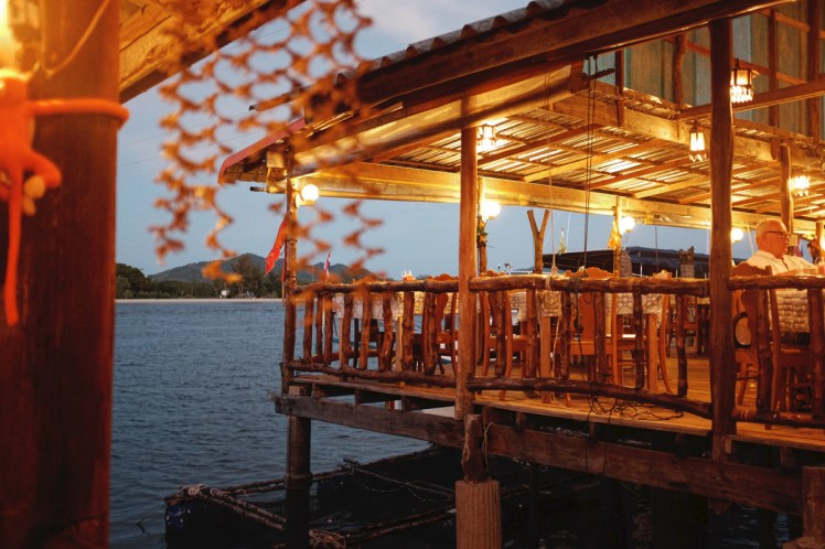 KohLanta2016-BanSaladan-fisk-restaurang3