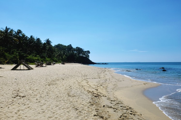 KohLanta2016-DiamondCliff6-strand