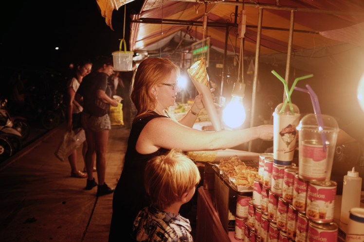 KohLanta2016-KlongDao-marknad3