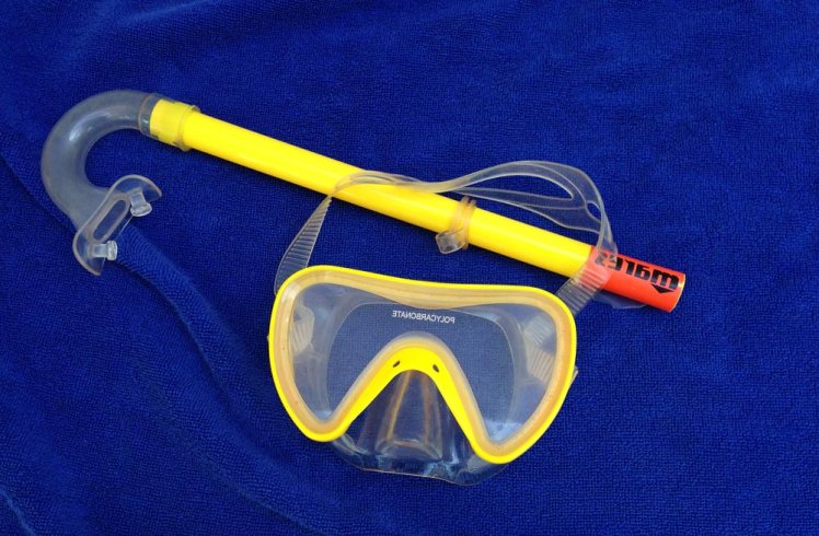 snorkelset-gult