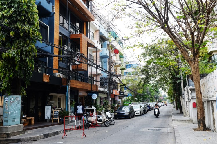 bangkok-Ari-street2