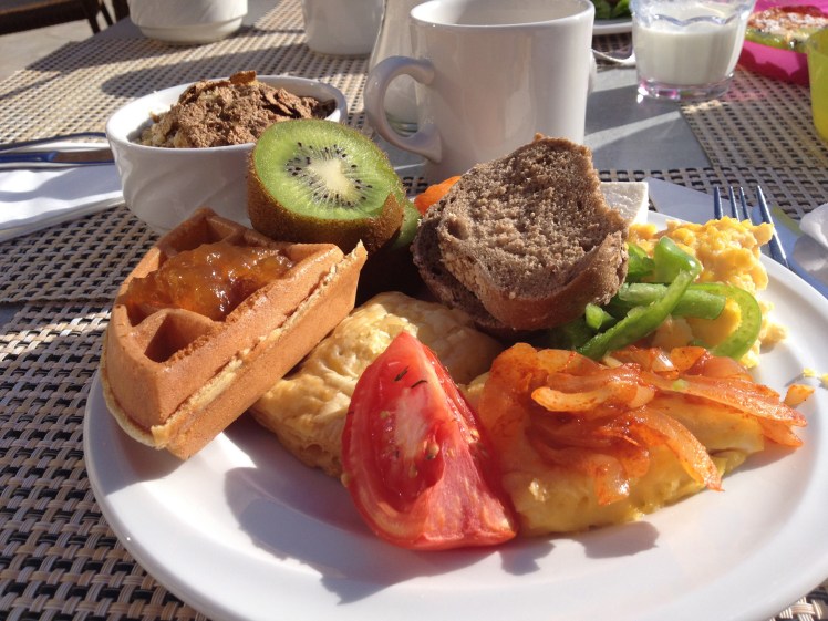 Rhodos-hotellet3-frukost