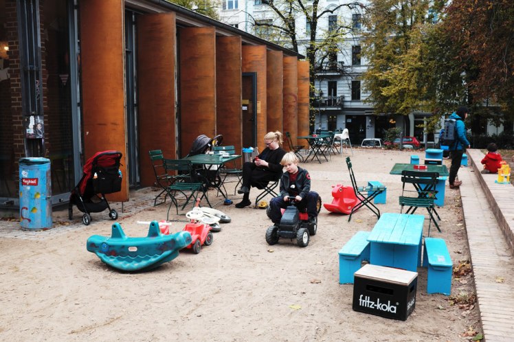 Berlin-barncafe_KiezKind-red