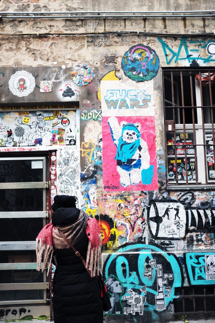 Berlin-HackescherMarkt-streetart3