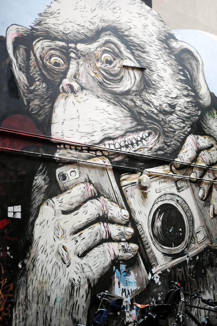 Berlin-HackescherMarkt-streetart9