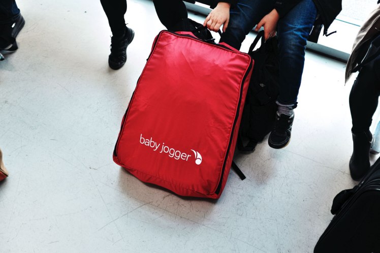 Berlin-flyg-barnvagn