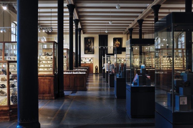 Berlin-Naturkunde-museum-kristall-1
